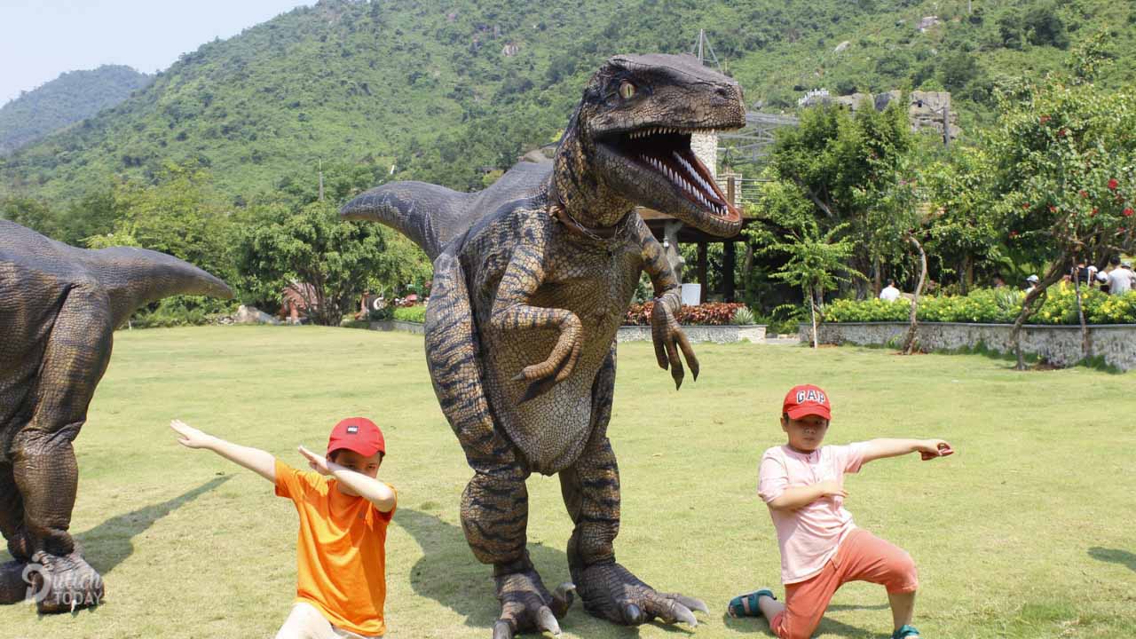 Công viên khủng long - phù hợp cho trẻ em 